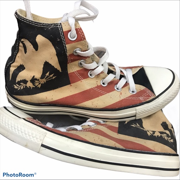 eagles chuck taylors